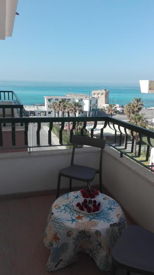 Le Terrazze Sul Mare Gallipoli Lido Bagian luar foto