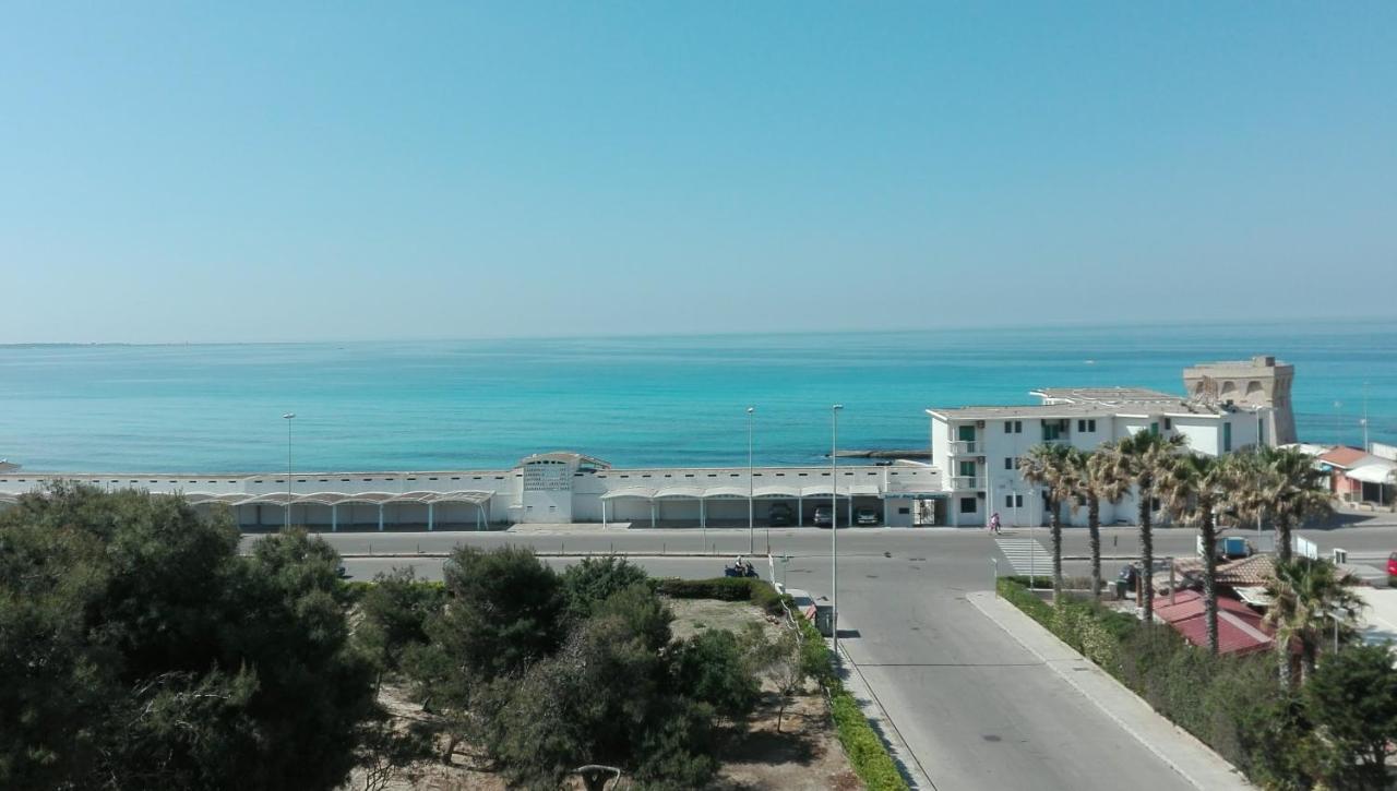 Le Terrazze Sul Mare Gallipoli Lido Bagian luar foto