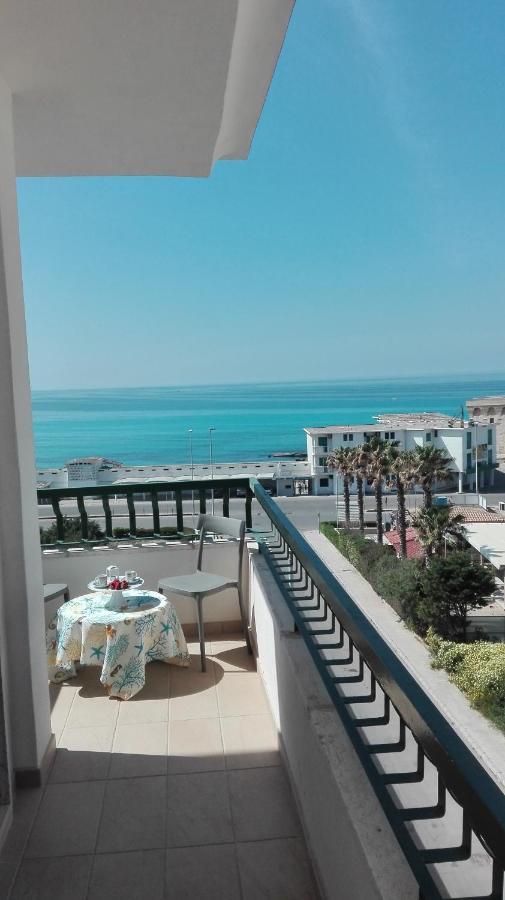 Le Terrazze Sul Mare Gallipoli Lido Bagian luar foto