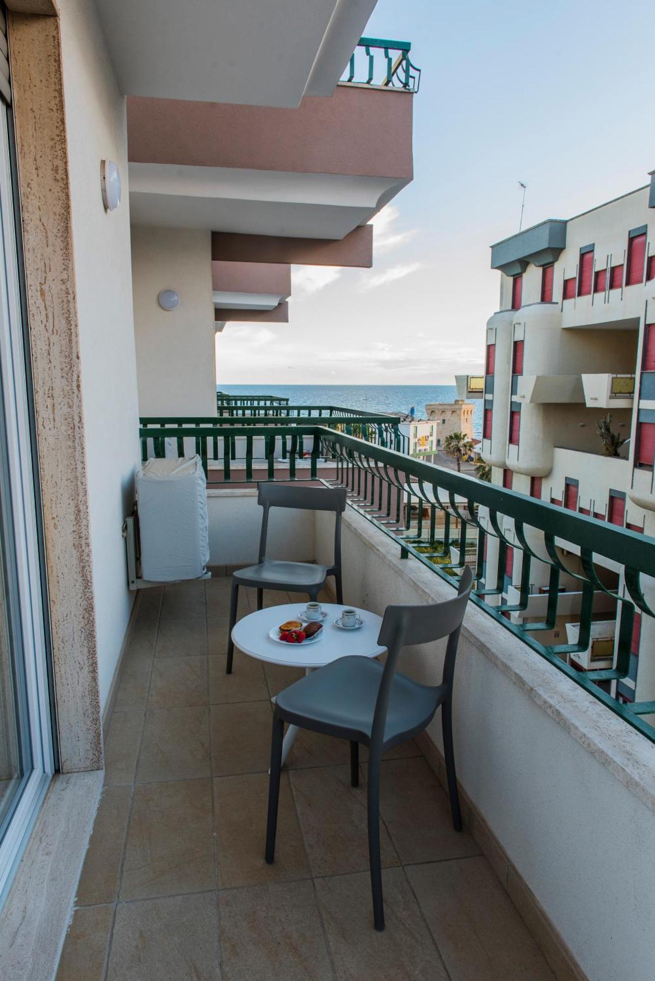 Le Terrazze Sul Mare Gallipoli Lido Bagian luar foto